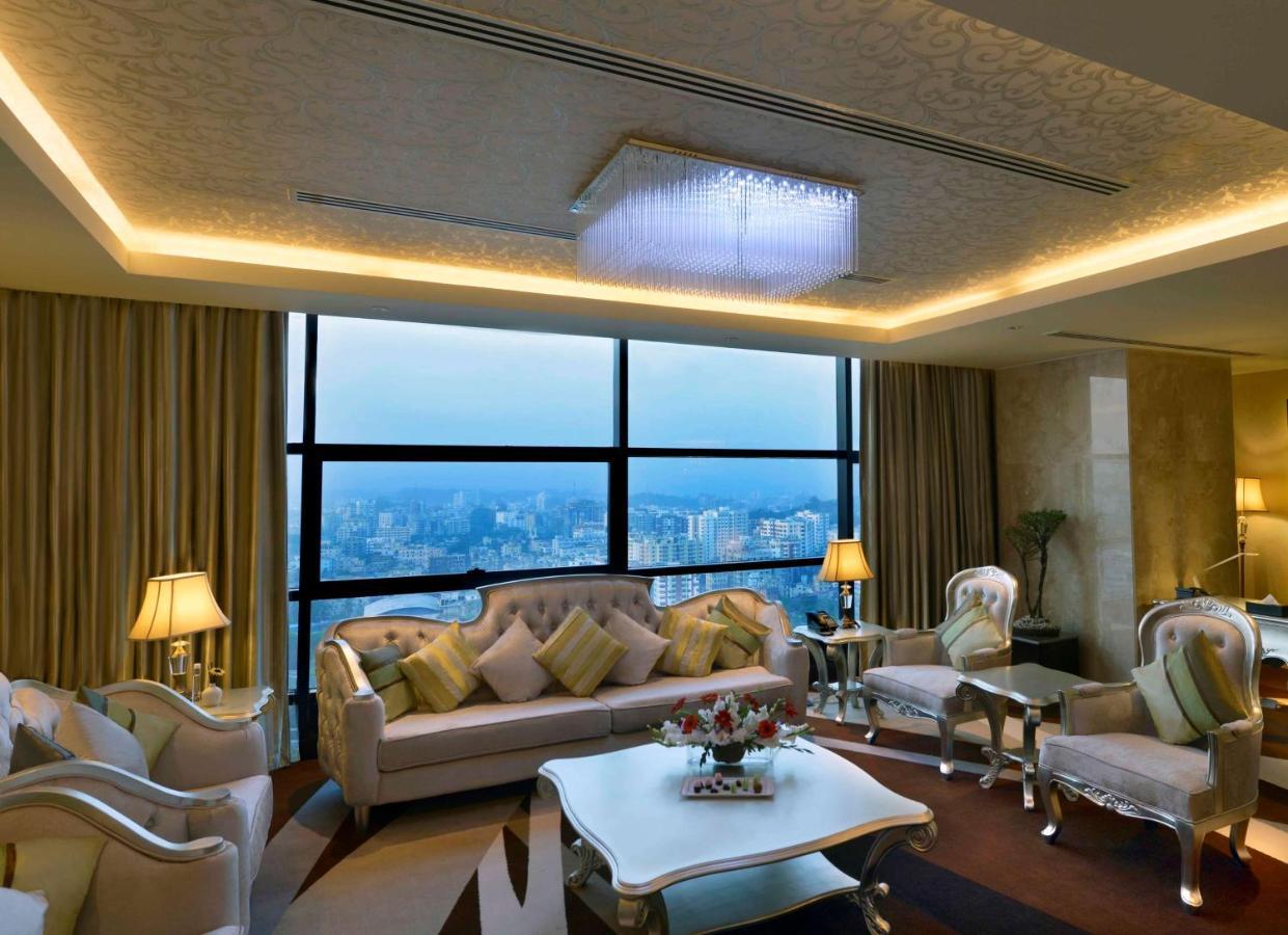 Radisson Blu Chattogram Bay View チッタゴン エクステリア 写真