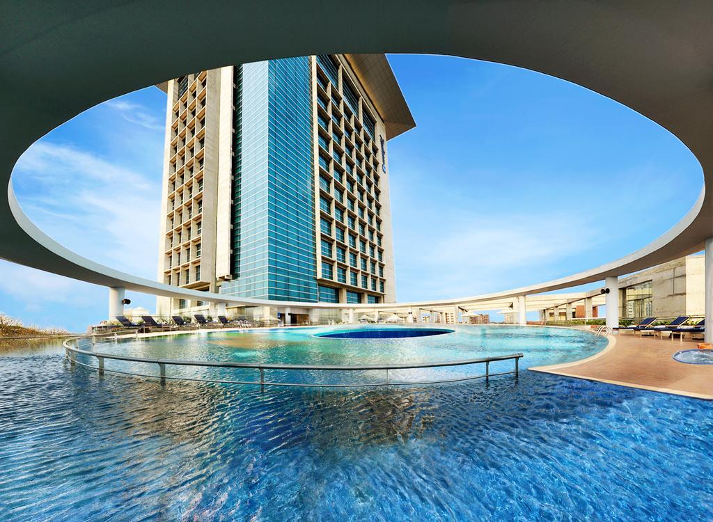 Radisson Blu Chattogram Bay View チッタゴン エクステリア 写真