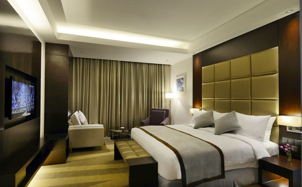 Radisson Blu Chattogram Bay View チッタゴン エクステリア 写真