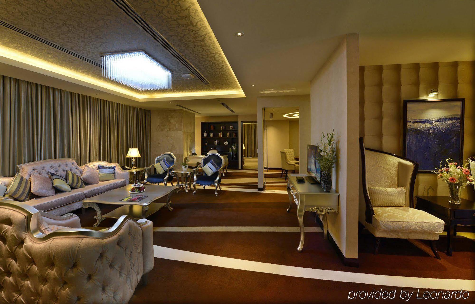 Radisson Blu Chattogram Bay View チッタゴン エクステリア 写真