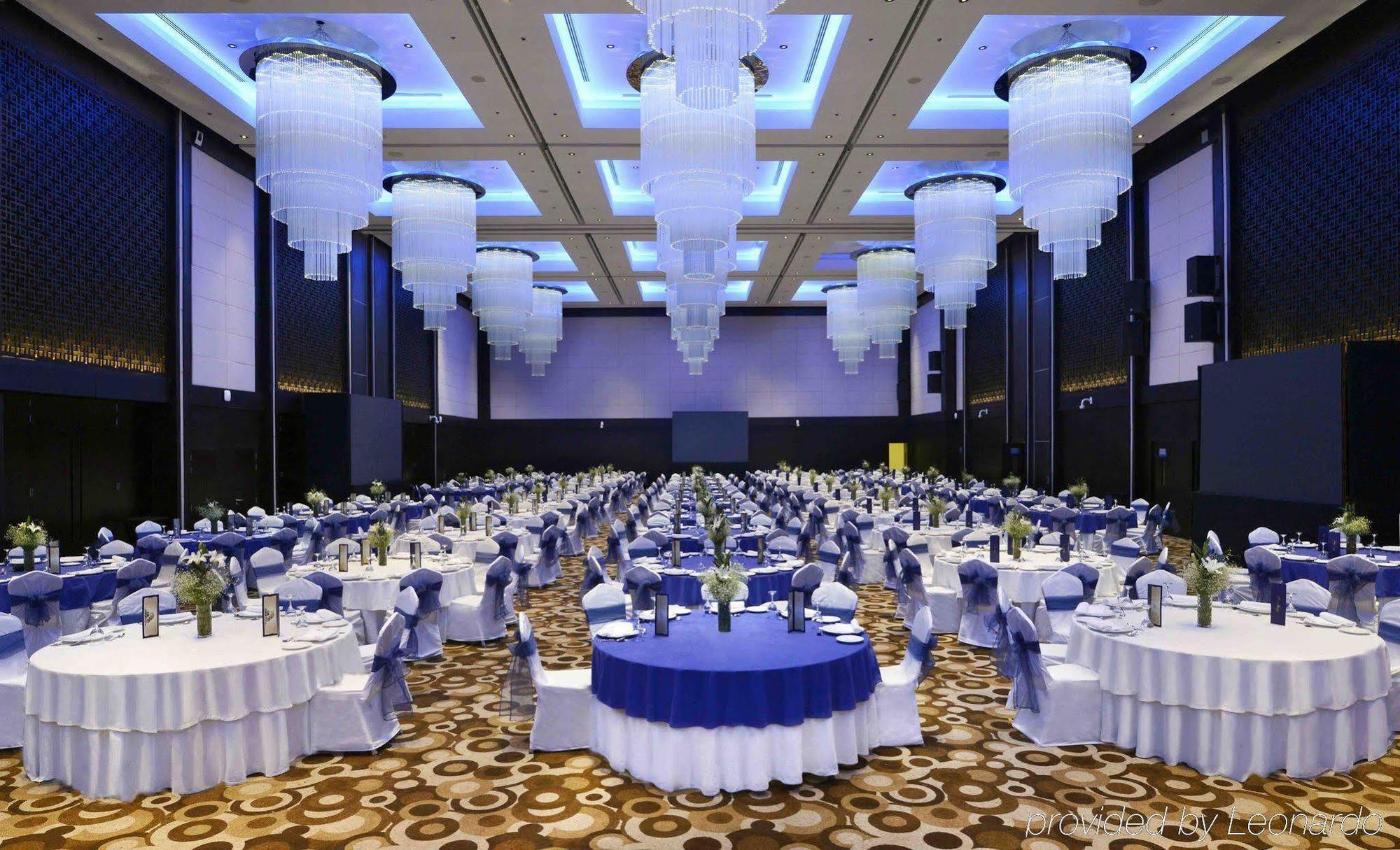 Radisson Blu Chattogram Bay View チッタゴン エクステリア 写真